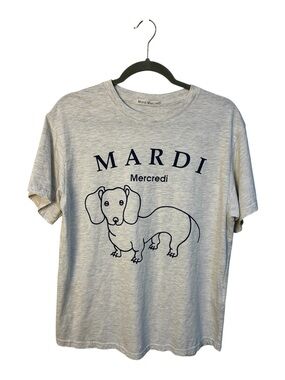 Mardi Mercredi Dachshund Graphic T-Shirt Gray Short Sleeve Casual Tee